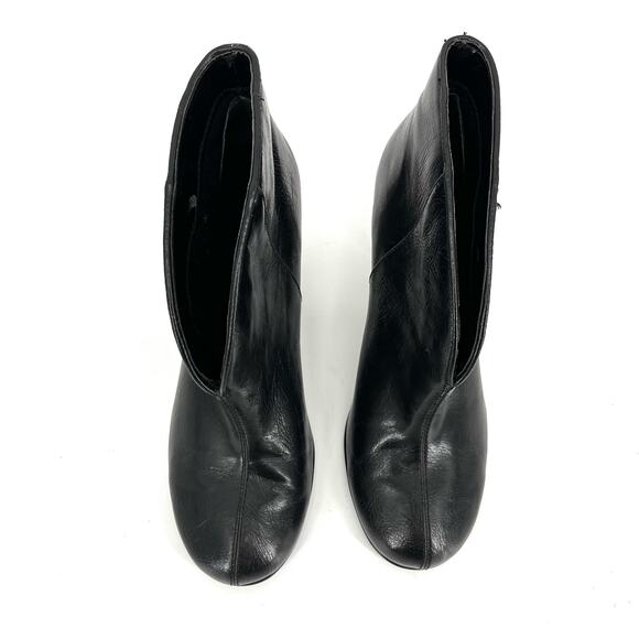 Aerosoles A2 Gravity Black Leather Pull-On booties Heel Ankle Boots (7M) - Picture 4 of 11